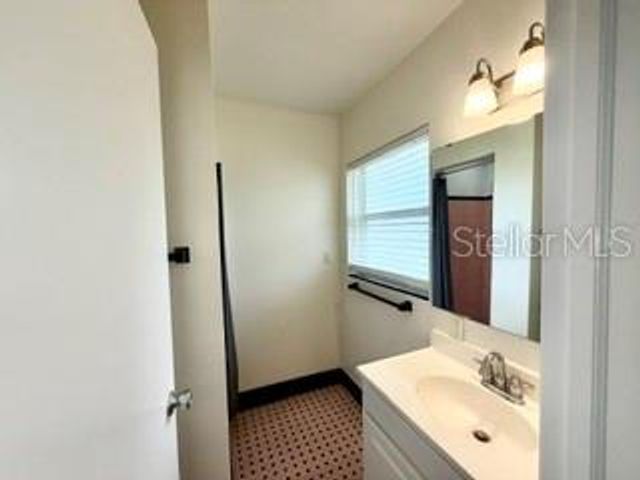 2410 LANDO LANE, Orlando, FL 32806