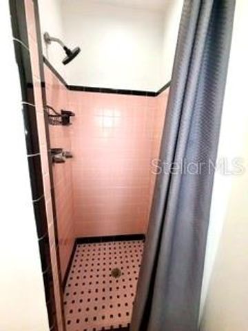 2410 LANDO LANE, Orlando, FL 32806
