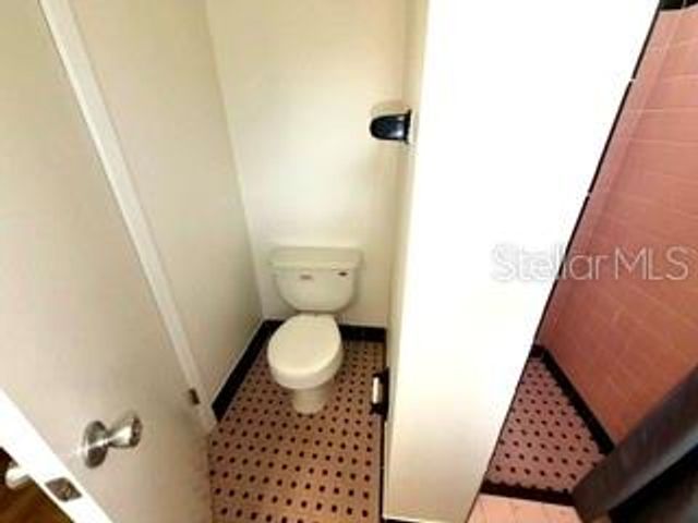 2410 LANDO LANE, Orlando, FL 32806