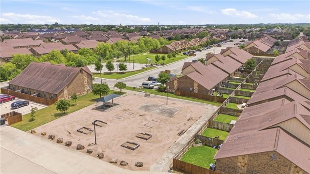 343 Newcomb Lane, College Station, TX 77845