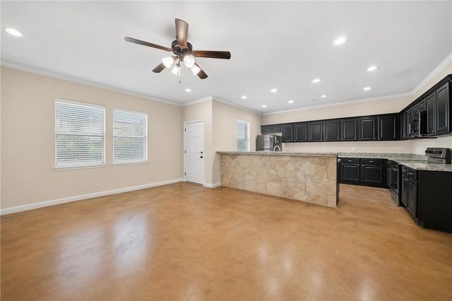 343 Newcomb Lane, College Station, TX 77845