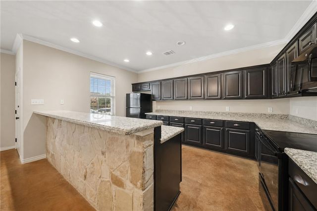 343 Newcomb Lane, College Station, TX 77845