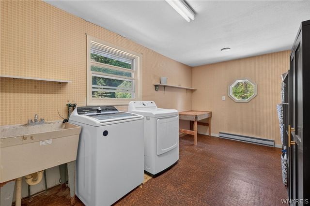 13431 Ward Road, Holland, NY 14080