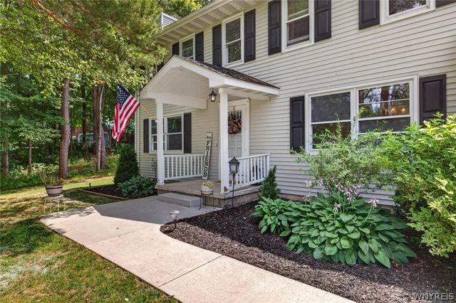 13431 Ward Road, Holland, NY 14080