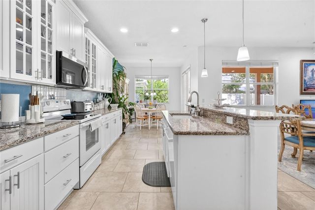 8819 TATARA STREET, Orlando, FL 32836