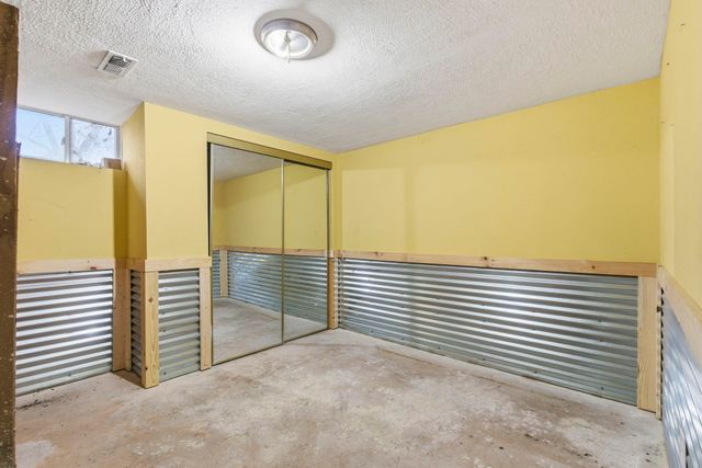 44 High Country Drive, Marshfield, MO 65706