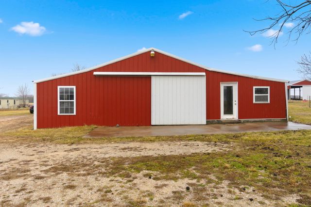 44 High Country Drive, Marshfield, MO 65706