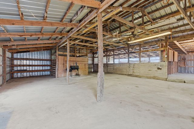 44 High Country Drive, Marshfield, MO 65706