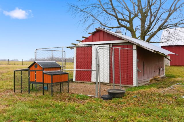 44 High Country Drive, Marshfield, MO 65706