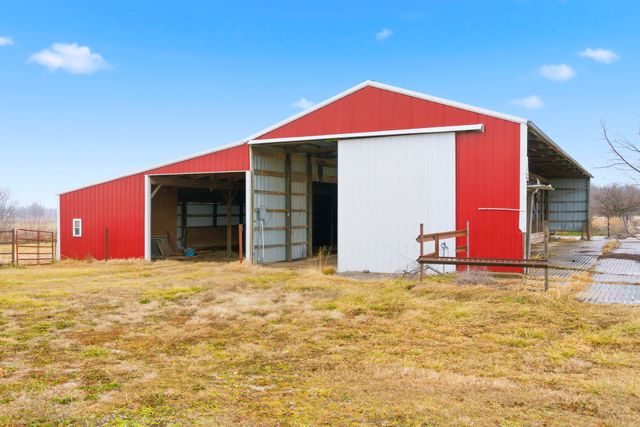 44 High Country Drive, Marshfield, MO 65706