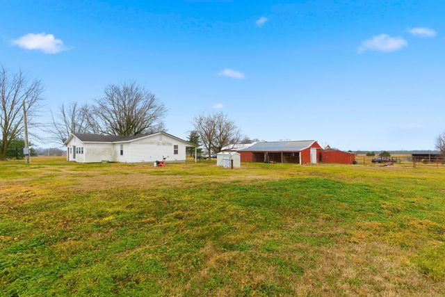 44 High Country Drive, Marshfield, MO 65706