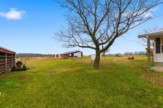 44 High Country Drive, Marshfield, MO 65706