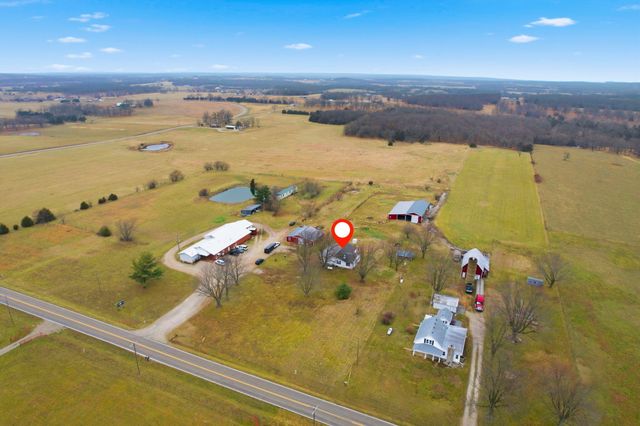 44 High Country Drive, Marshfield, MO 65706