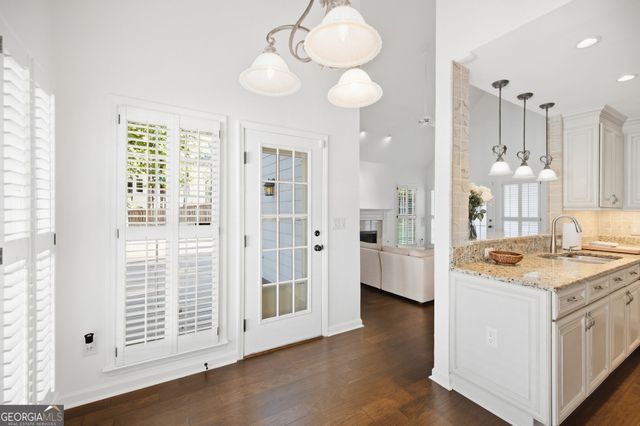 5300 Johns View Street, Johns Creek, GA 30005