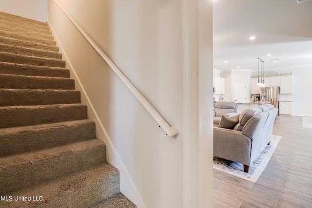 7591 Crescent Way Drive, Pass Christian, MS 39571