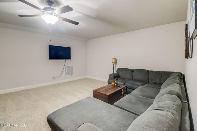 7591 Crescent Way Drive, Pass Christian, MS 39571