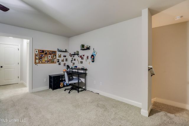 7591 Crescent Way Drive, Pass Christian, MS 39571