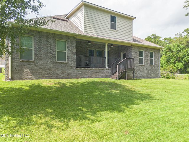 7591 Crescent Way Drive, Pass Christian, MS 39571