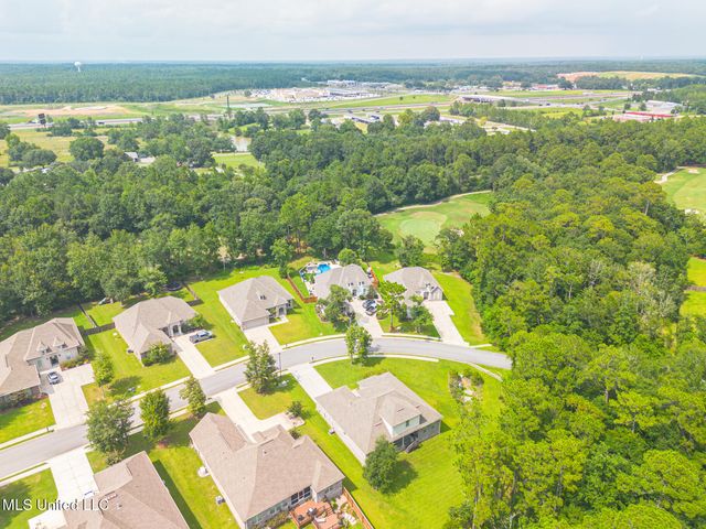 7591 Crescent Way Drive, Pass Christian, MS 39571