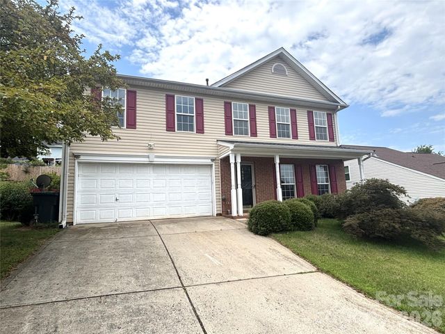 1968 8th Street Lane SE, Hickory, NC 28602