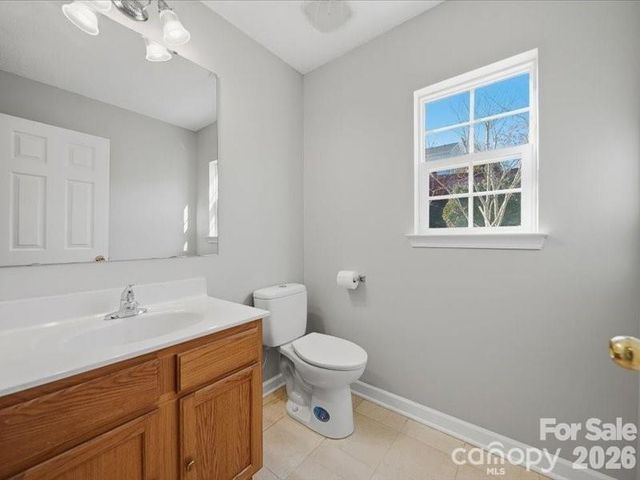 1968 8th Street Lane SE, Hickory, NC 28602