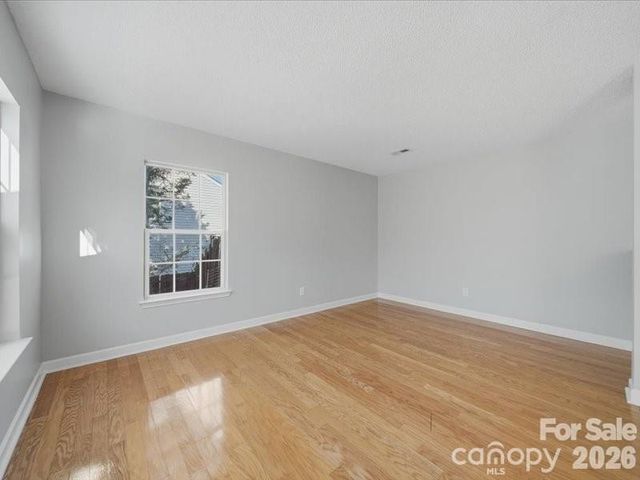 1968 8th Street Lane SE, Hickory, NC 28602