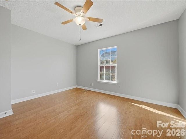 1968 8th Street Lane SE, Hickory, NC 28602