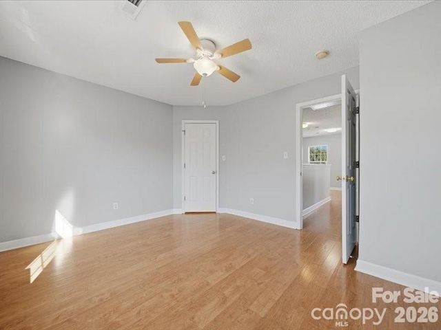 1968 8th Street Lane SE, Hickory, NC 28602