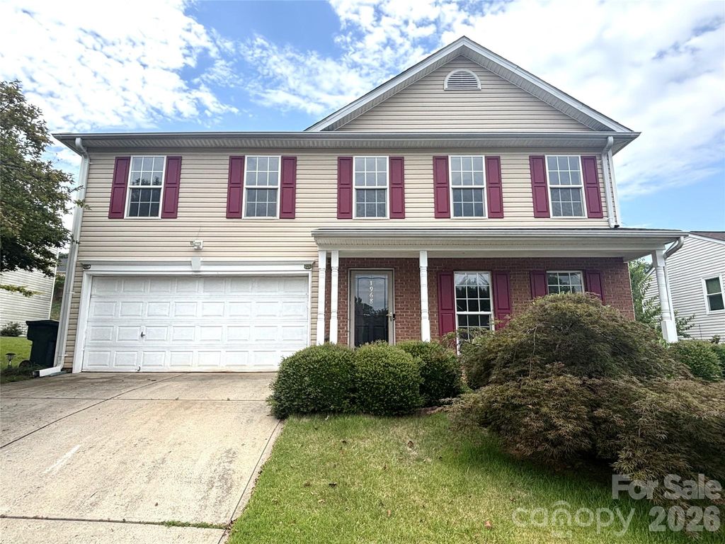 1968 8th Street Lane SE, Hickory, NC 28602