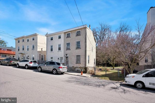 377 PARKER AVE, Philadelphia, PA 19128