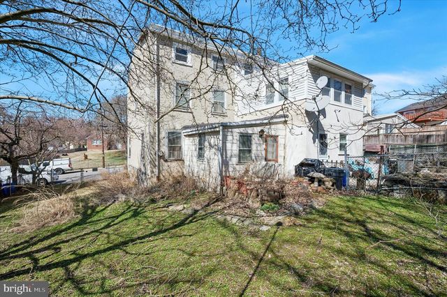 377 PARKER AVE, Philadelphia, PA 19128