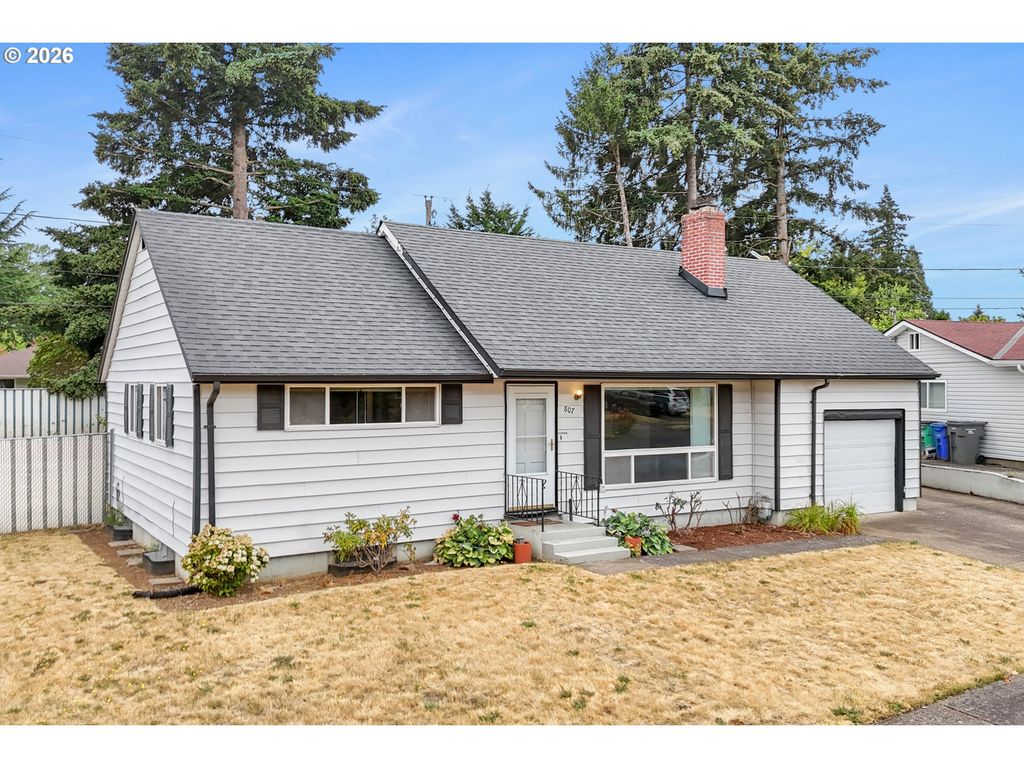807 Se 169TH Dr, Portland, OR 97233