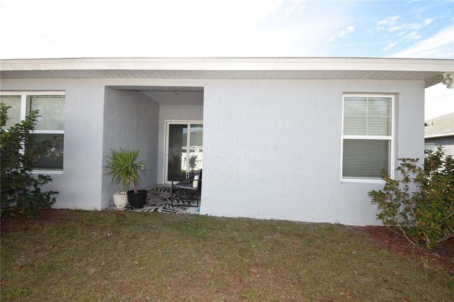 5 RAINSTONE LANE, Palm Coast, FL 32164