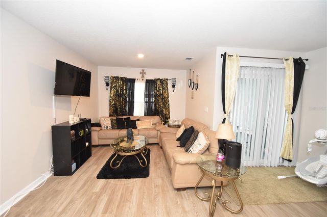 5 RAINSTONE LANE, Palm Coast, FL 32164