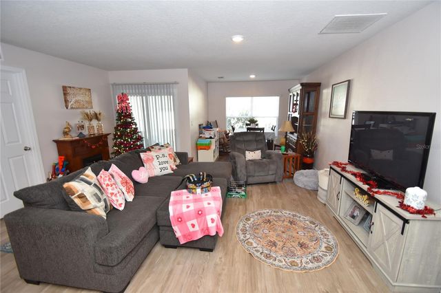 5 RAINSTONE LANE, Palm Coast, FL 32164