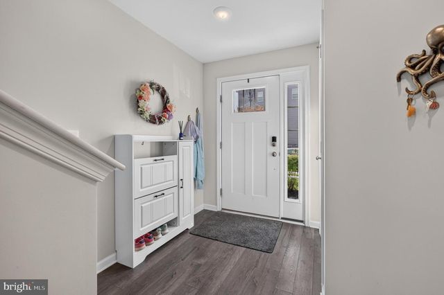 70 ROME WAY, Mount Laurel, NJ 08054