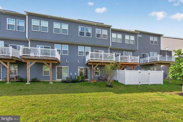 70 ROME WAY, Mount Laurel, NJ 08054