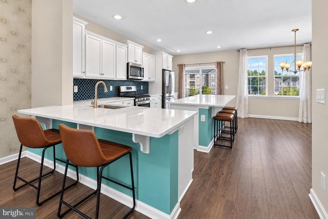 70 ROME WAY, Mount Laurel, NJ 08054