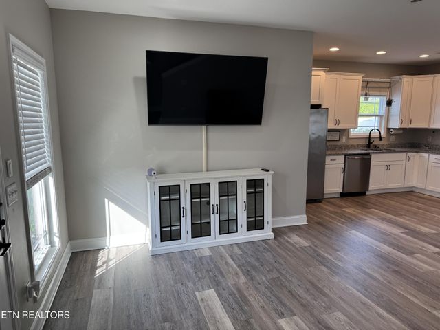 1574 Wingfoot Court, Cookeville, TN 38506
