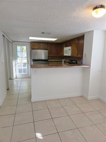 6701 121ST AVENUE A, Largo, FL 33773