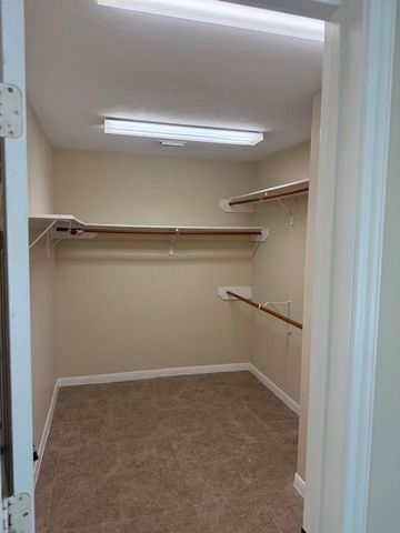 6643 Barker Bend Lane, Katy, TX 77449