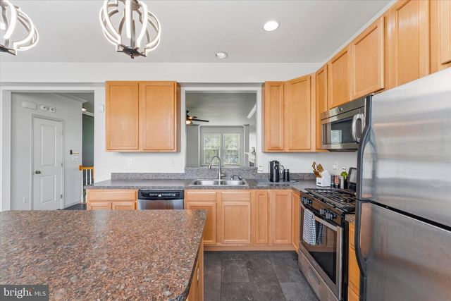 239 BUCKEYE CIR, La Plata, MD 20646