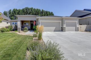 8902 S Fuego Ave, Kuna, ID 83643