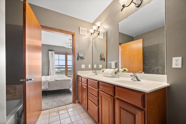 4100 Spring Street 314, Spring Park, MN 55384