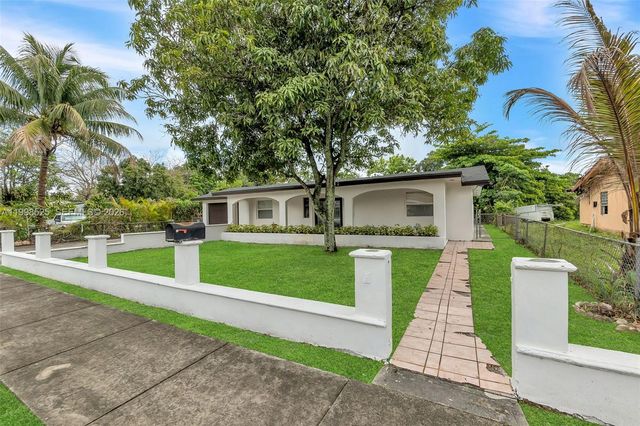 1428 NW 97th St, Miami, FL 33147
