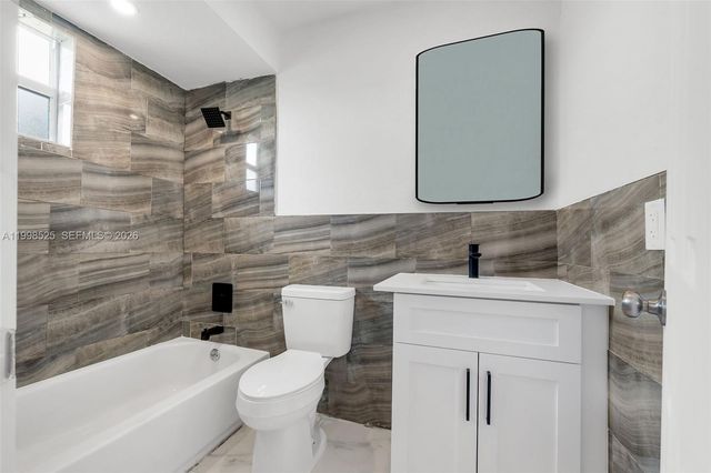 1428 NW 97th St, Miami, FL 33147