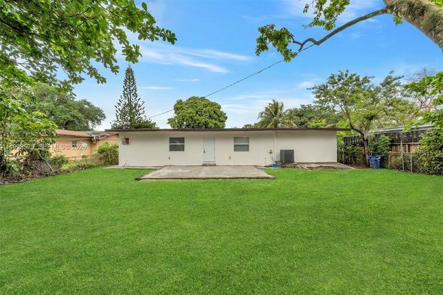 1428 NW 97th St, Miami, FL 33147