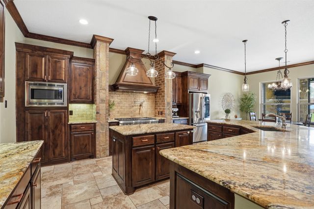 207 Tamiami Trail, Haslet, TX 76052
