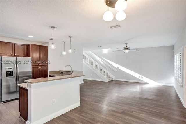 6079 Grand Cypress Cir W, Coconut Creek, FL 33073