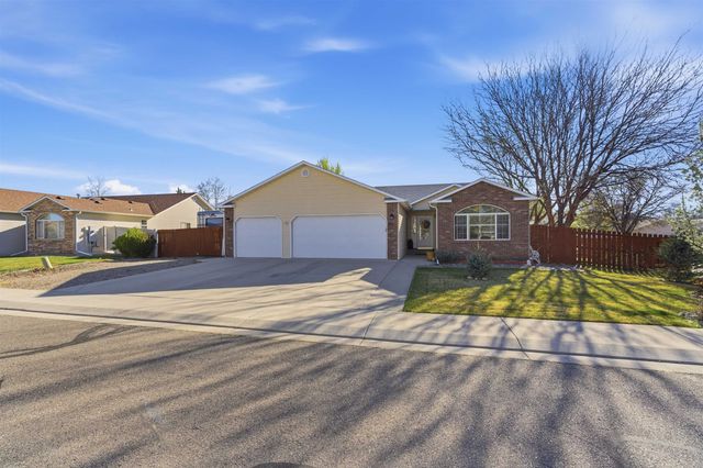 654 Challinor Lane, Grand Junction, CO 81504